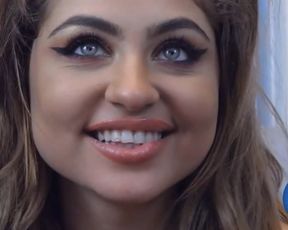 A*l*m*m*a*R*e*e*s*e este P*l*u*s*i*c*a put.dragostei KD