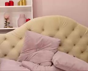 hollyextra 2020-03-06 5