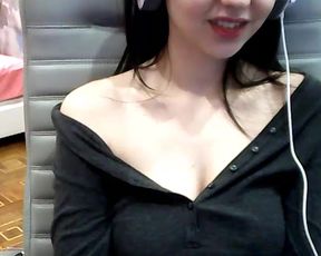 juliacutesun shows off her goodies in private premium video 2016-09-11