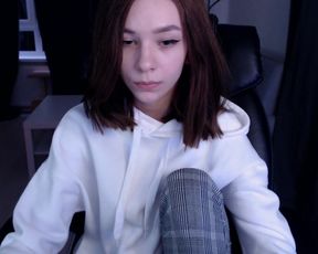 Moonless_2020-04-22_1736 nice topless clip