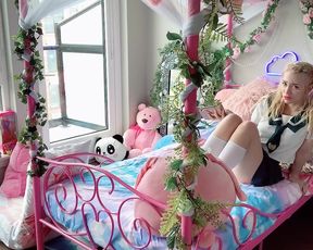 Indigo_White_-_Little_Sister_Loses_A_Bet.mp4