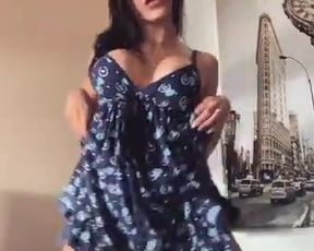 Latina 229