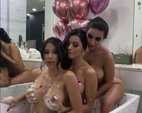 Hanna Miller, Perla Loverd and Lyla Jenssen taking a ho