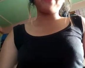indian girl showing boobs