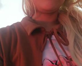 Tokyoparis webcam show 2020-04-01 21-54-20 539