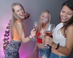 Remarki webcam show 2020-08-08 15-49-09 858