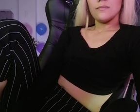 Tokyoparis webcam show 2020-07-18 00-15-21 650