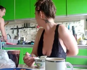 Piisia webcam show 2020-08-05 09-56-00 408