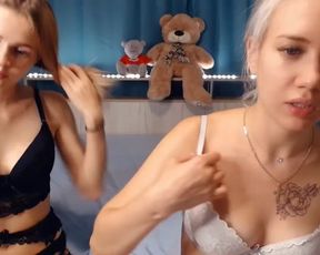 Karenaterrys webcam show 2020-07-29 10-41-49 612