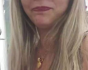 feet lady webcam show 2020-04-10 00-54-26 923