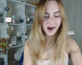 -Molly-Mae- cam show 2020-09-28 13-59-08 966