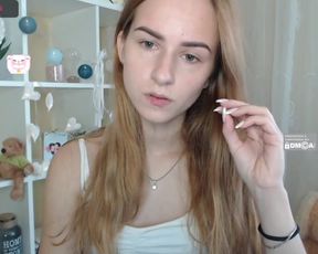 -Molly-Mae- cam show 2020-09-24 23-44-00 244