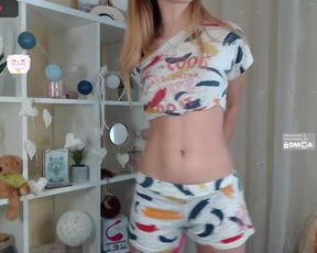 -Molly-Mae- cam show 2020-09-21 19-19-44 322