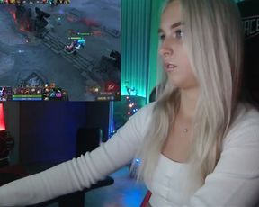 HotBabeXXX cam show 2020-09-23 02-30-42 677